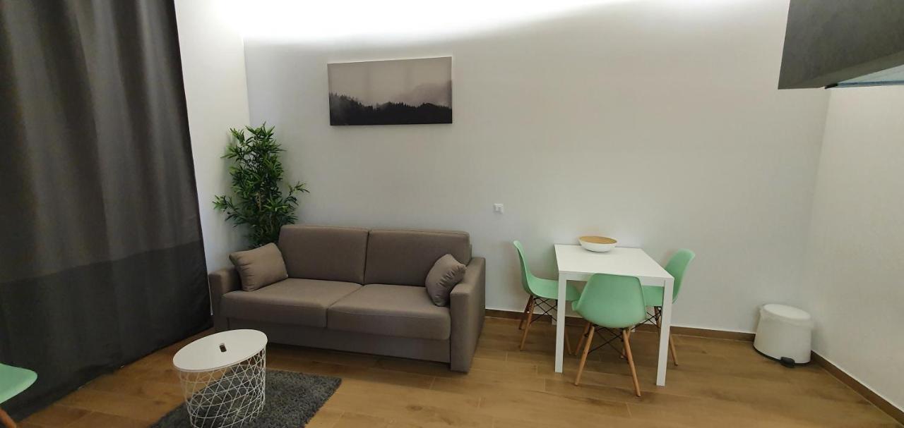 H4U Smart Deluxe Apartment Zagreb Luaran gambar